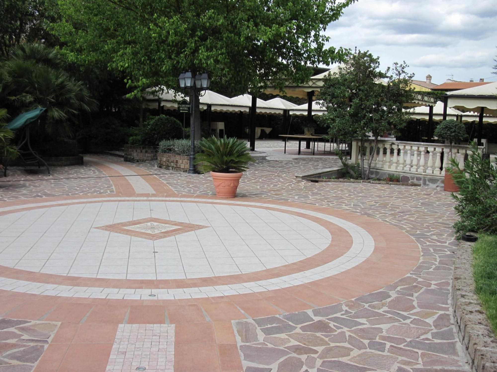 Hotel Val Di Sangro Perano Bagian luar foto