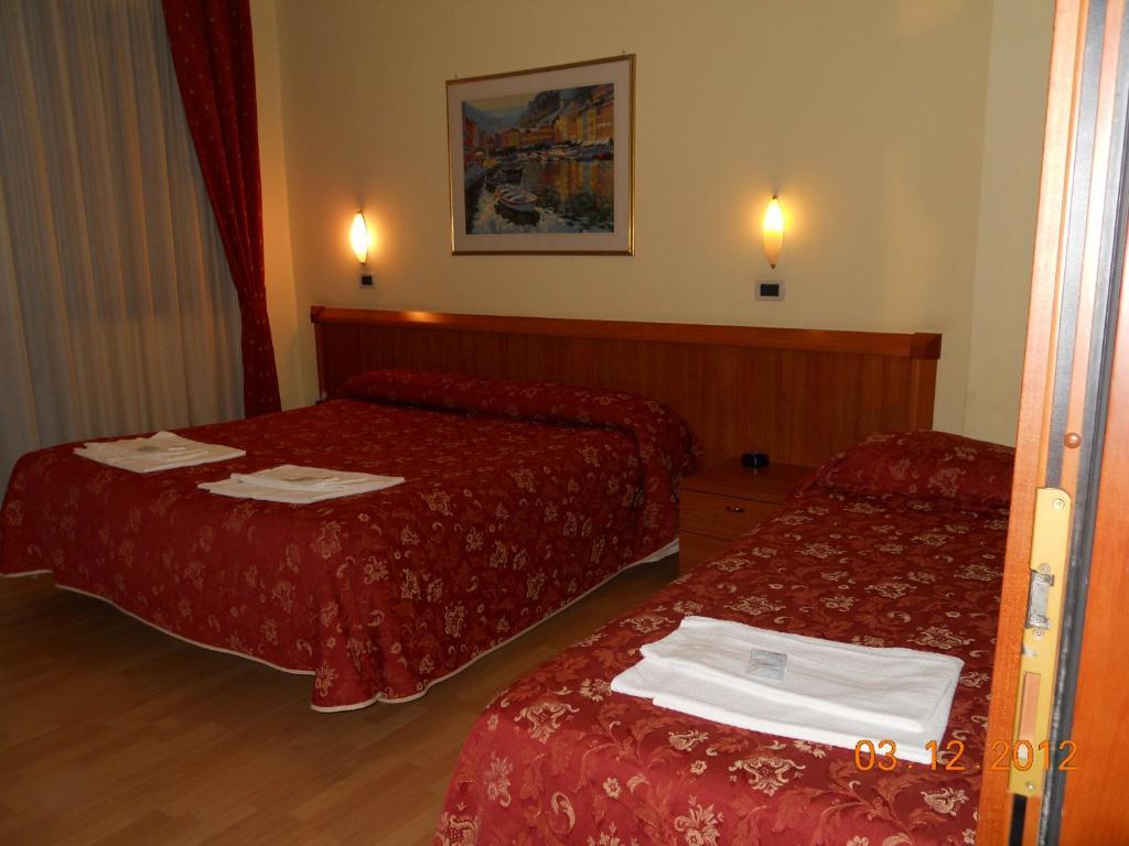 Hotel Val Di Sangro Perano Ruang foto